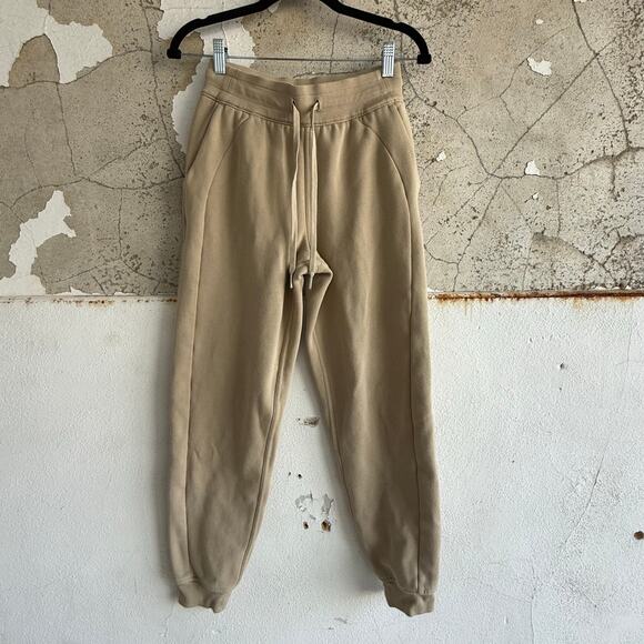 Lululemon Joggers Women Scuba Sweatpants Tan Relaxed Fit High Rise Casual Size 4 - Picture 1 of 4
